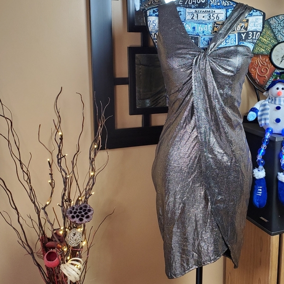 Star Wars Dresses & Skirts - STAR WARS METALLIC GOLD WRAP DRESS!